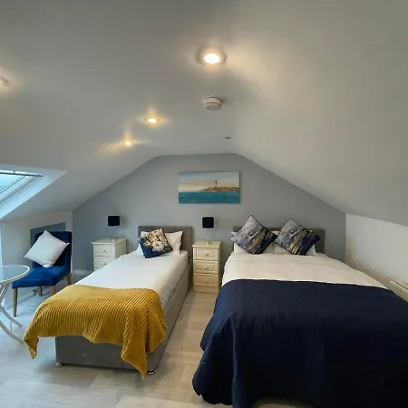 Seaclusion Barna Guest house 4*